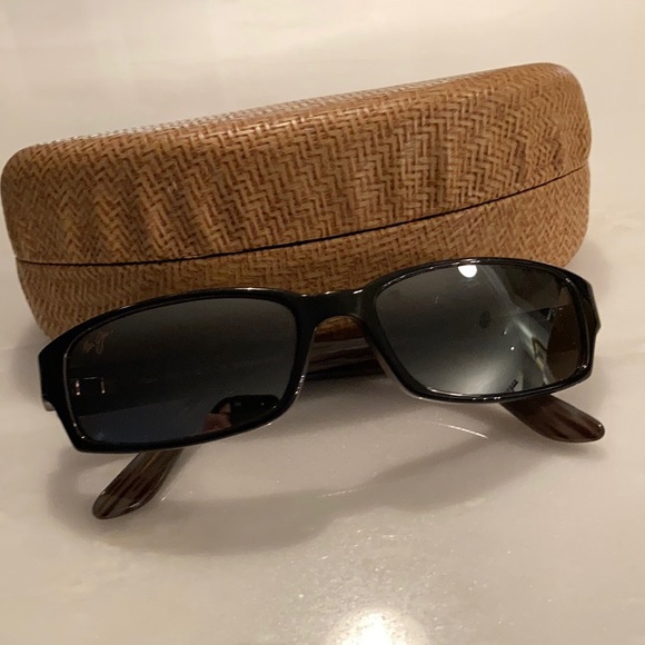 Maui Jim Sunglasses - Picture 1 of 2